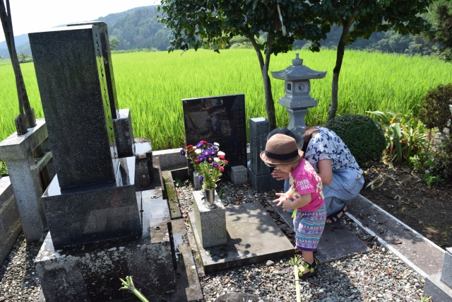 お墓参り